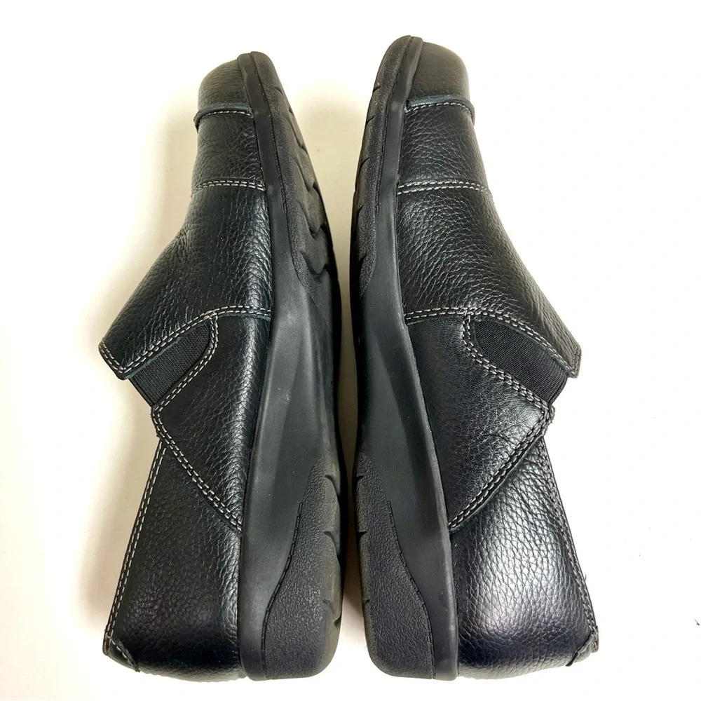 Clarks Cheyn Misha Loafer Flat Black comfort shoes leather women’s size 9.5M